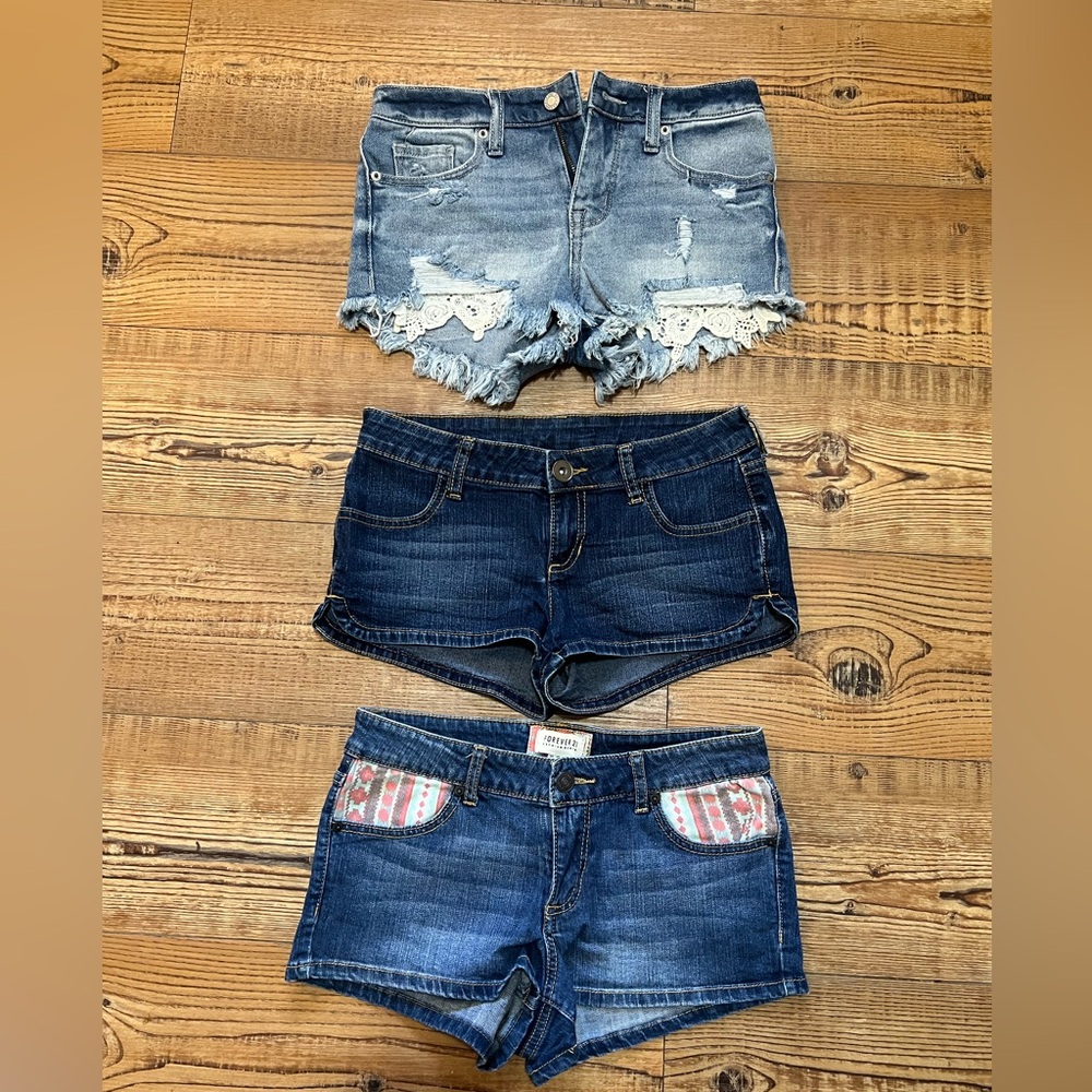 Summer shorts lot of 3 Forever 21, Mossimo, City Streets